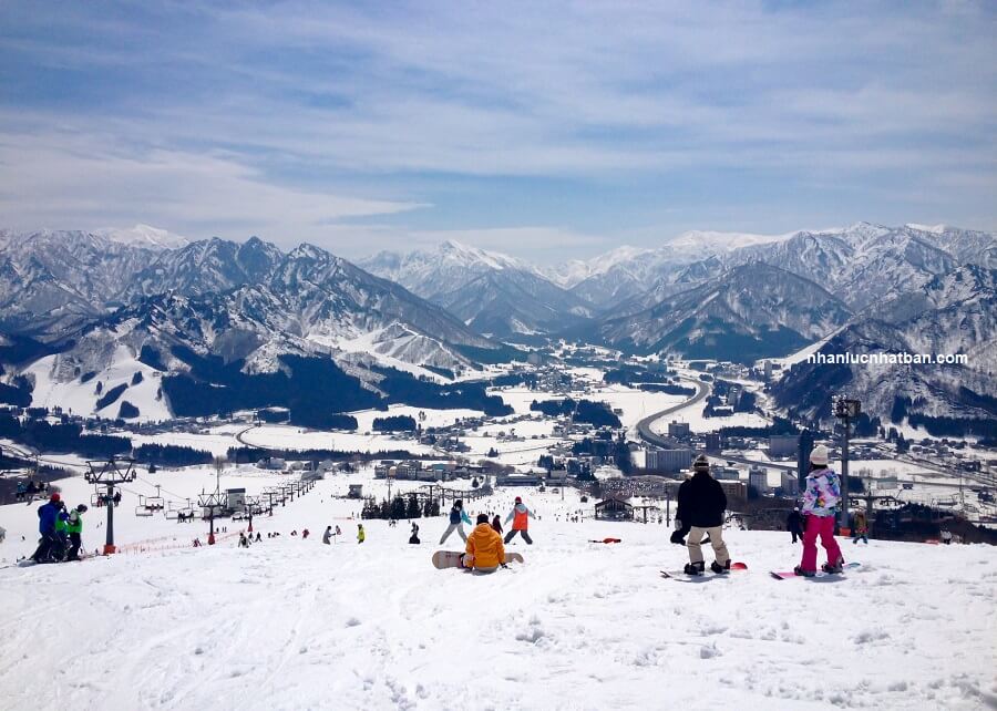 Trượt tuyết ở Hokkaido