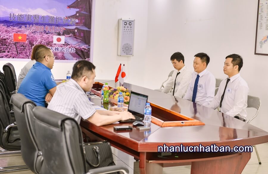 Tư vấn du học và tuyển dụng XKLĐ phù hợp nhu cầu của từng người lao động